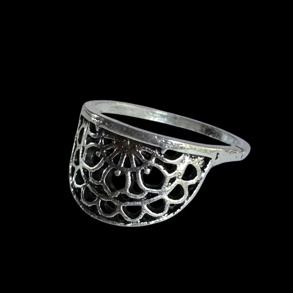 SILVER FILAGREE NEW SIZE 6 LADIES CASUAL TO DRESS TO IMPRESS STATEMENT RING